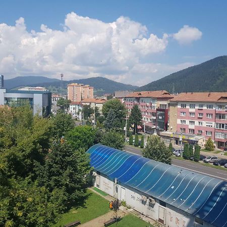 Studio Central Piatra Neamt Bagian luar foto